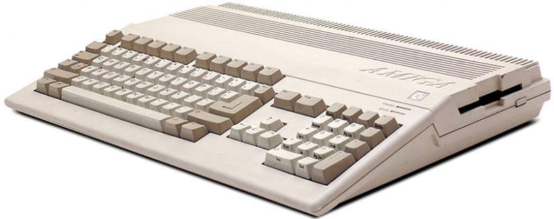 commodore-amiga-header-1.jpg